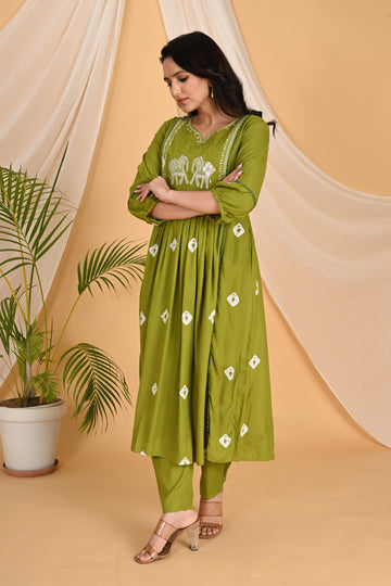 Green Hathi embroidery kurta set