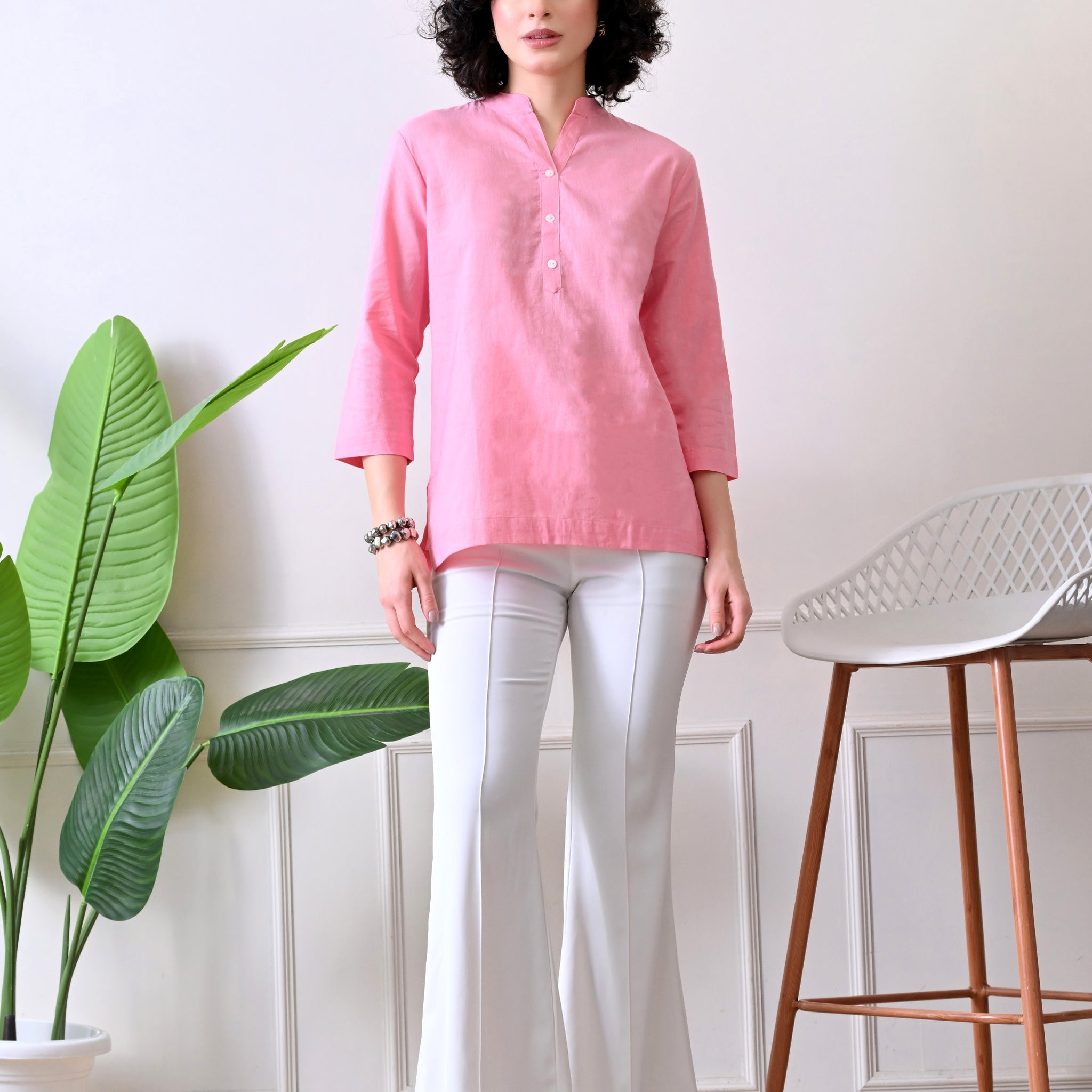 Light Pink Airy Solid Linen Comfortable Short Kurta