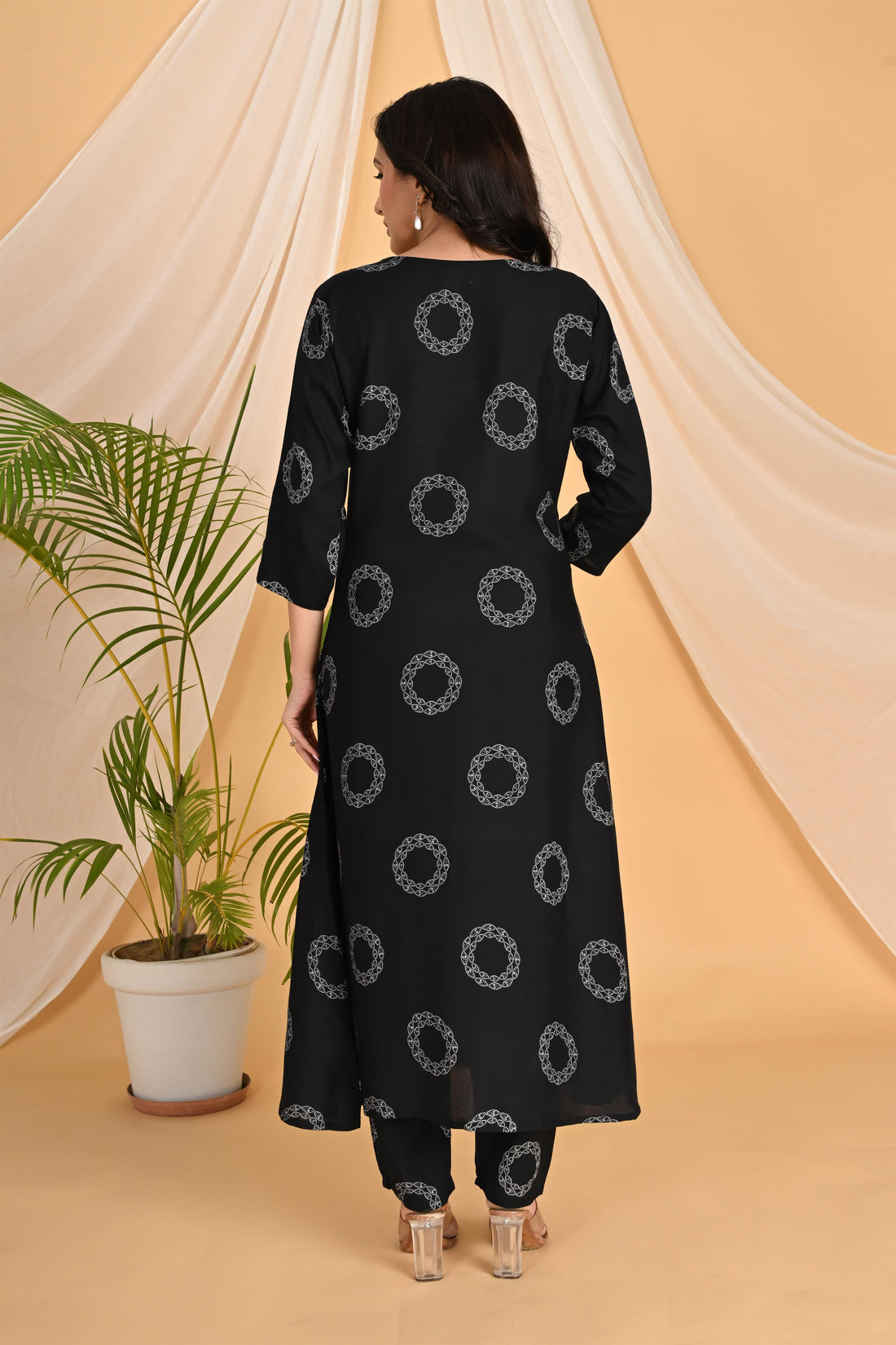 Stylish black kurta set