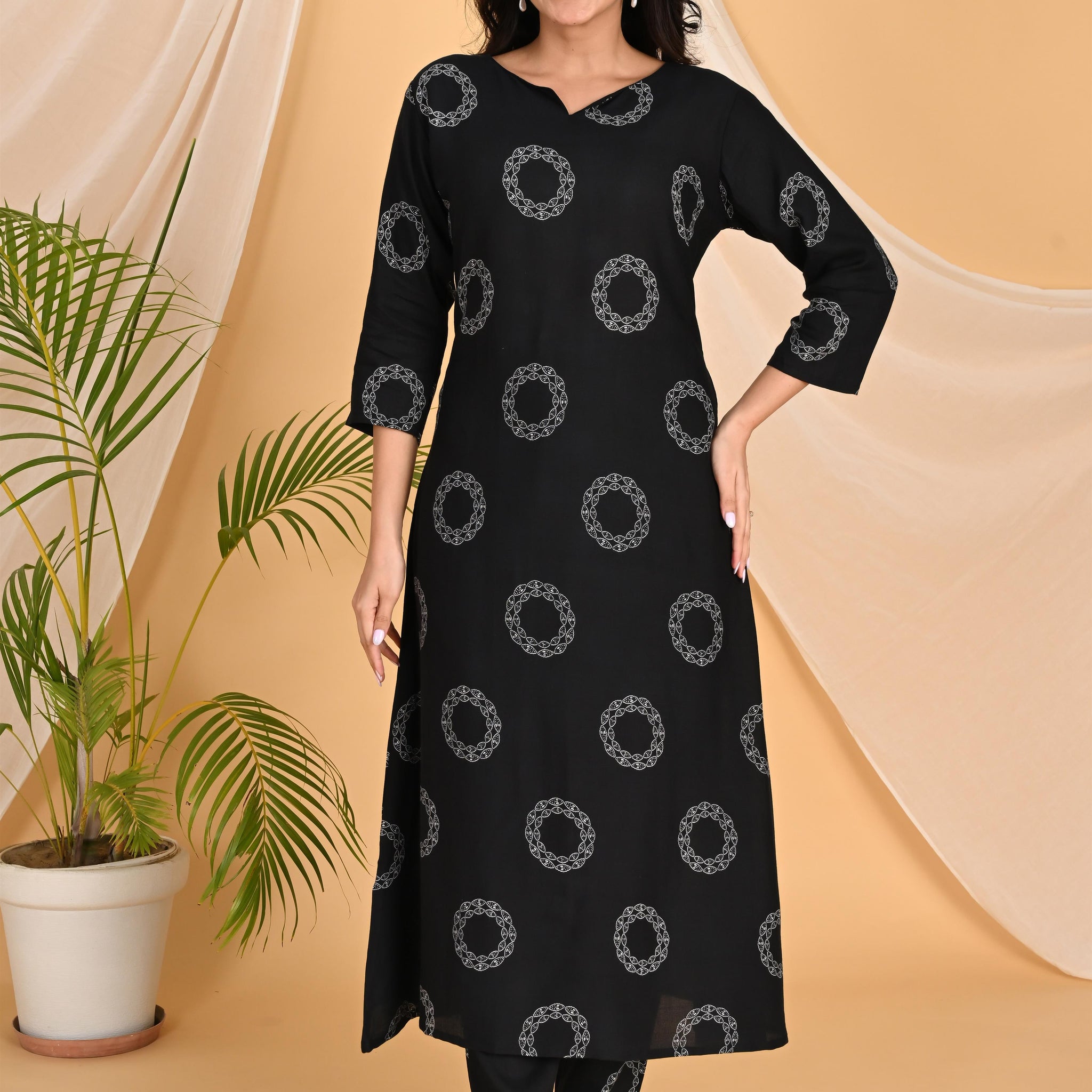 Stylish black kurta set