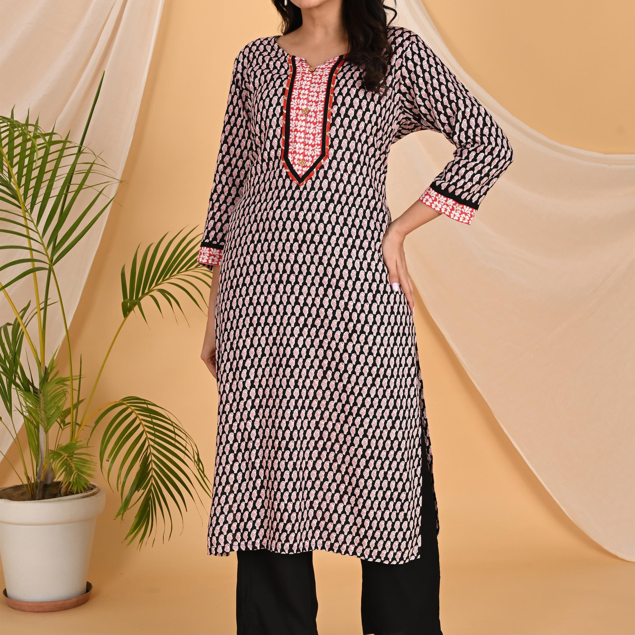Red and black kurta set