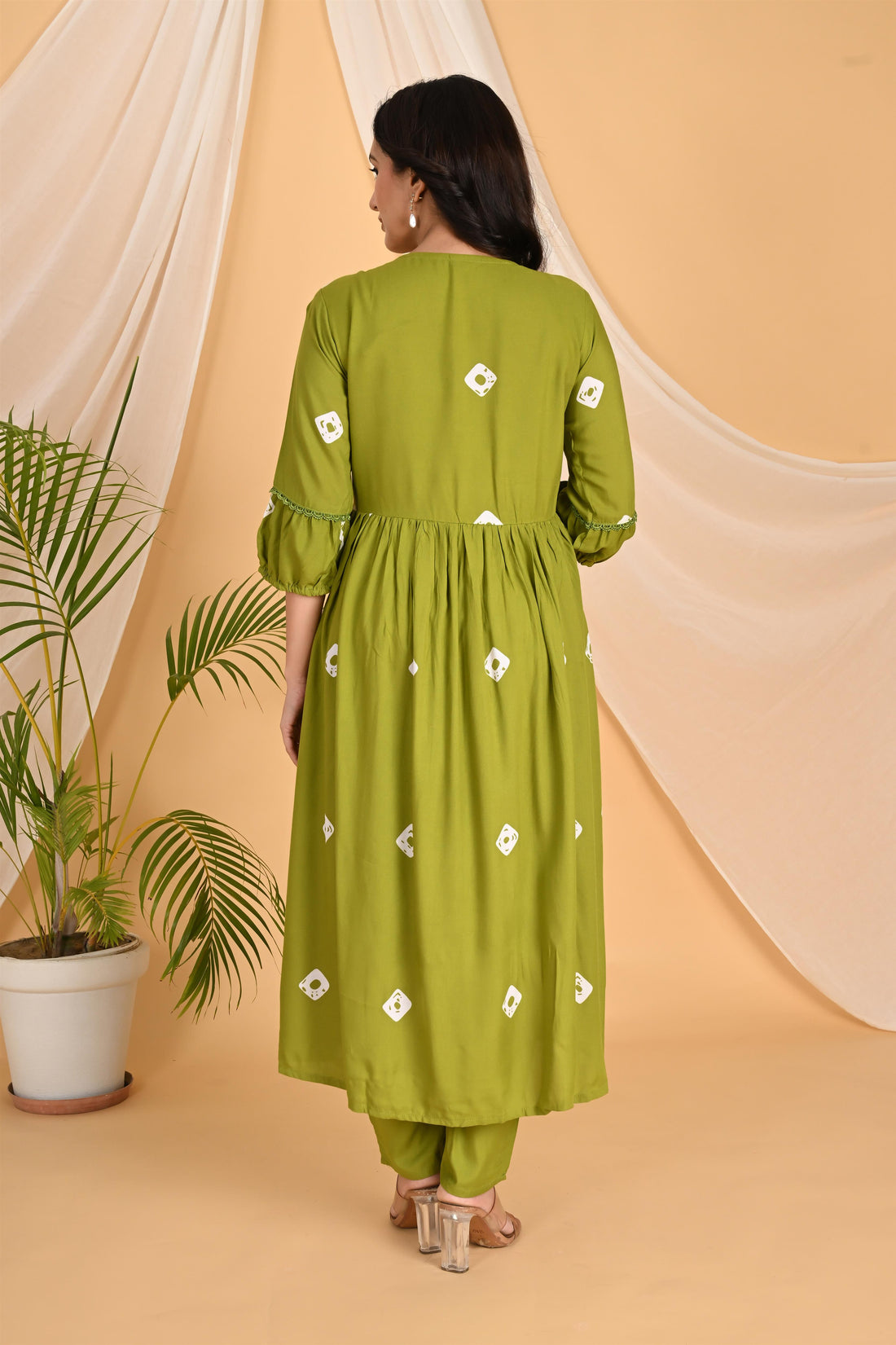 Green Hathi embroidery kurta set