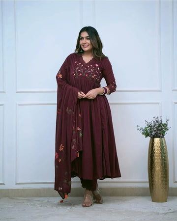 Marron embroidery kurta set